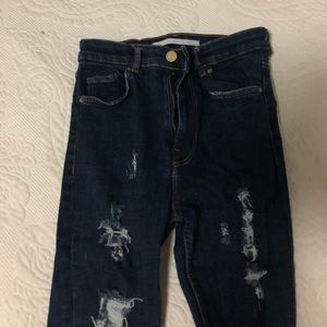 Zara HighWaisted Denim Ripped Skinny Jeans (Size2)